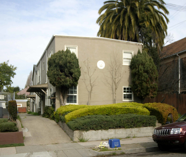 1719 Carleton St in Berkeley, CA - Building Photo - Building Photo