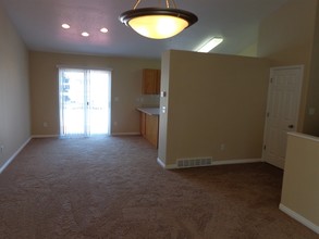 754 Durham Dr in North Salt Lake, UT - Building Photo - Building Photo