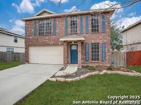 10315 Crystal in Universal City, TX - Building Photo