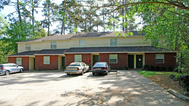 1909 Bellevue Way in Tallahassee, FL - Building Photo - Building Photo