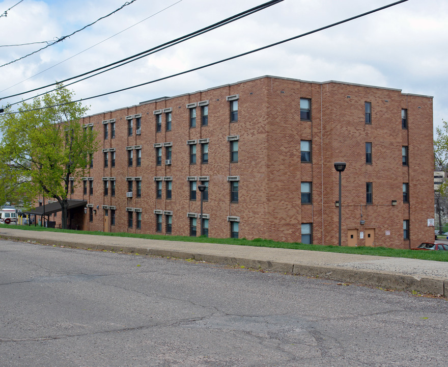 Hazle Twins Apartments in Hazleton, PA - Building Photo