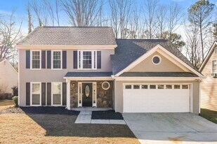1070 Hunters Creek Ct in Lawrenceville, GA - Building Photo