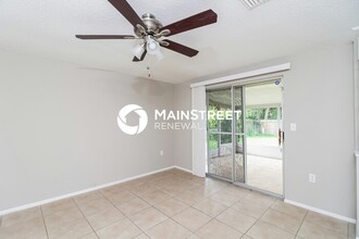 1316 Whispering Ln in Venice, FL - Building Photo - Building Photo