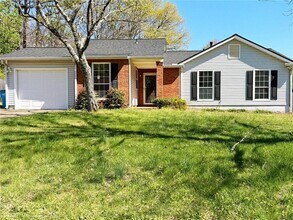 2901 Inverloch Cir in Duluth, GA - Building Photo - Building Photo