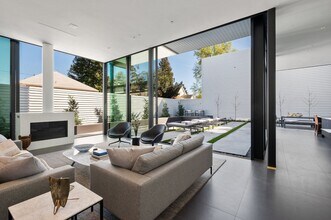 214 Tucker St in Healdsburg, CA - Building Photo - Building Photo