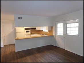 408 Pickwick Ln in North Little Rock, AR - Foto de edificio - Building Photo