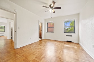 3336 Brownsville Rd in Pittsburgh, PA - Building Photo - Building Photo