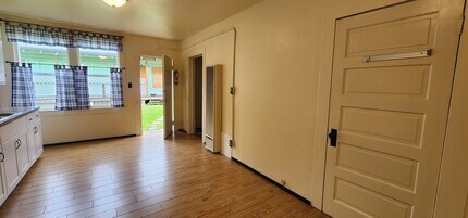 123 Wildwood Ave in Rio Dell, CA - Building Photo - Building Photo