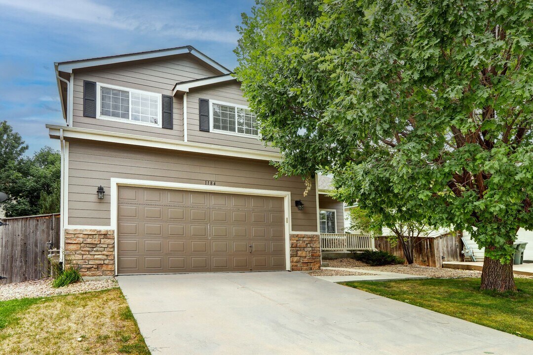 1184 W 111th Pl in Northglenn, CO - Foto de edificio