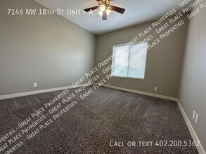 7146 NW 18th St in Lincoln, NE - Foto de edificio - Building Photo