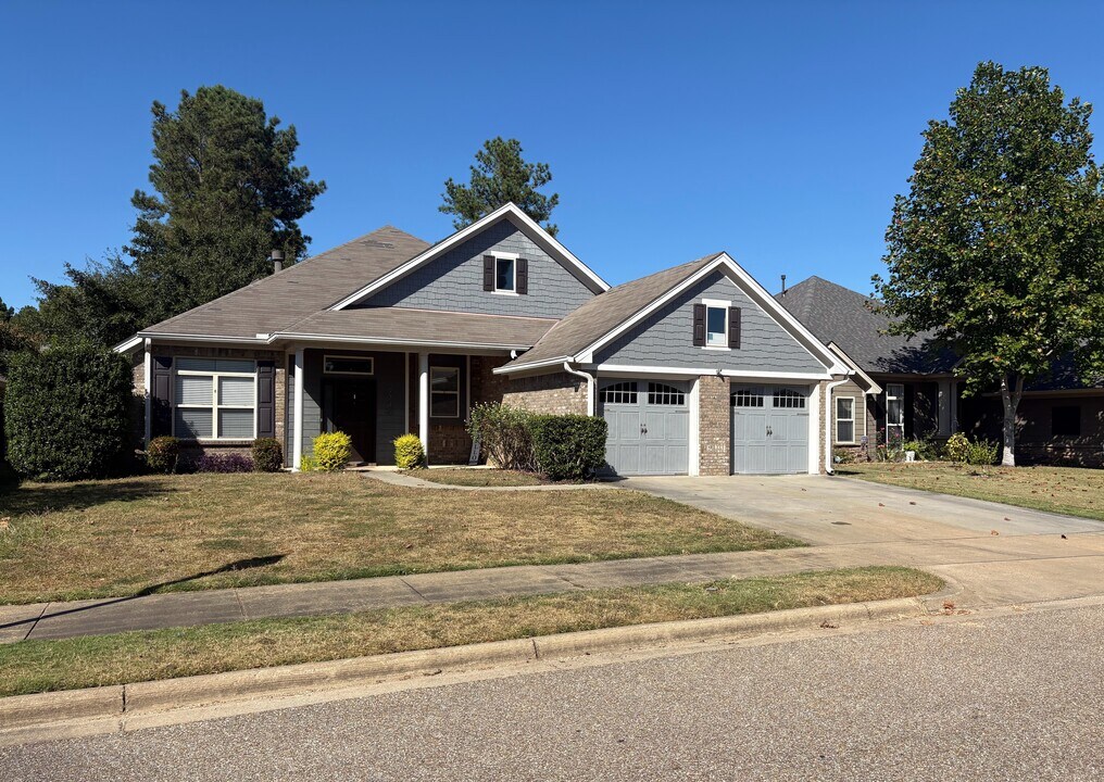 9745 Silver Bell Ct in Pike Road, AL - Building Photo