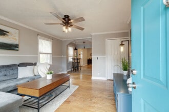 2505 Oakwood Ave, Unit House in Nashville, TN - Foto de edificio - Building Photo