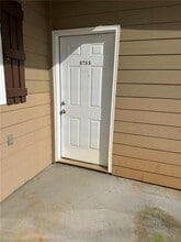 5755 Parks Rd in Cumming, GA - Building Photo - Building Photo