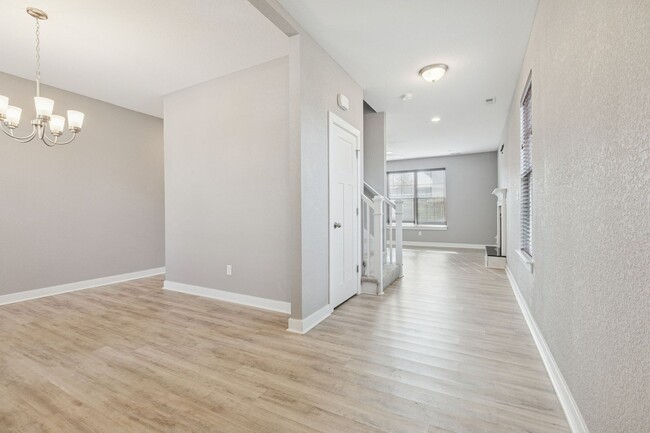 property at 2521 Dominion Ave