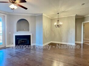 307 Seven Springs Way in Brentwood, TN - Building Photo - Building Photo