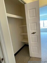385 Massachusetts Ave, Unit 56 in Arlington, MA - Foto de edificio - Building Photo