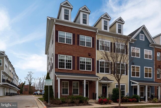 property at 115 Meridian Ln