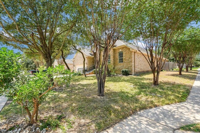 401 King Eider Ln in Cedar Park, TX - Foto de edificio - Building Photo