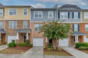 805 Tulip Poplar Way in Lawrenceville, GA - Building Photo