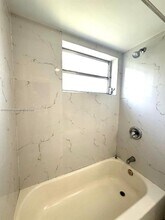 1401 NE 191st St in Miami, FL - Building Photo - Building Photo