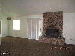 231 Flynn Dr in El Paso, TX - Building Photo - Building Photo