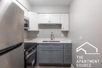 744 W Gordon Terrace in Chicago, IL - Foto de edificio - Building Photo