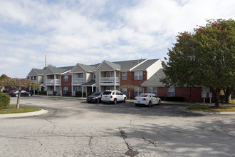 Hamilton Station Apartments in Pendleton, IN - Foto de edificio - Building Photo