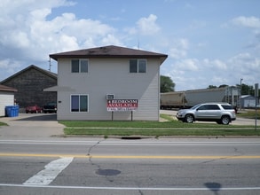 560 Main St in Winona, MN - Building Photo - Building Photo