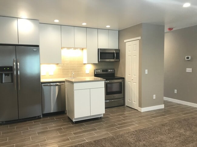 property at 3000 Colorado Ave