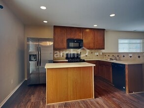 19904 Robins Dr in Denver, CO - Building Photo - Building Photo