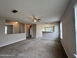 2113 Fresco Dr in Middleburg, FL - Building Photo - Building Photo