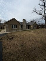 4N150 Hawthorne Ave in Bensenville, IL - Building Photo