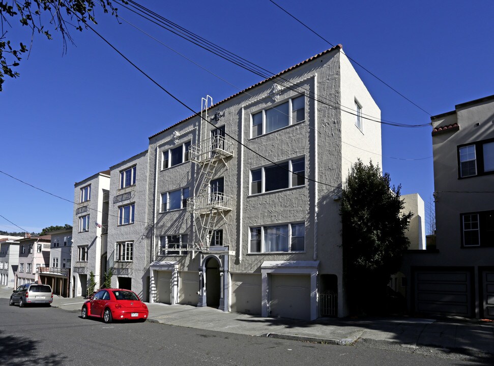 840 York Apartments in Oakland, CA - Foto de edificio