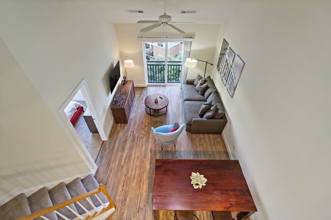 599 John Carlyle St in Alexandria, VA - Building Photo - Building Photo