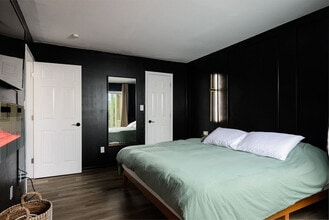 2711 Randolph Rd in Charlotte, NC - Foto de edificio - Building Photo