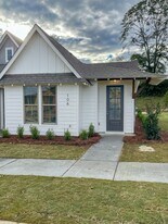 106 Summer St in Opelika, AL - Building Photo