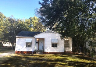 2638 Morningside Dr in Shreveport, LA - Foto de edificio - Building Photo