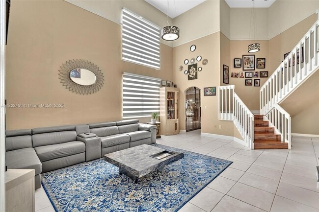 16408 Sapphire Pl in Weston, FL - Building Photo - Building Photo