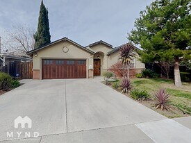 10305 Wunderlich Dr in Cupertino, CA - Building Photo