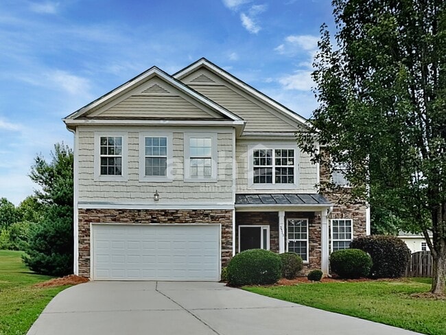 property at 2572 Viola Ct