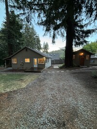 13475 Big Basin Wy in Boulder Creek, CA - Building Photo - Building Photo