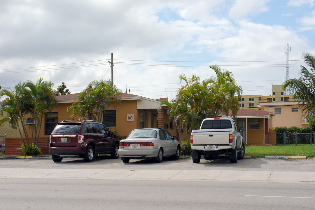 60 E 9th St in Hialeah, FL - Building Photo