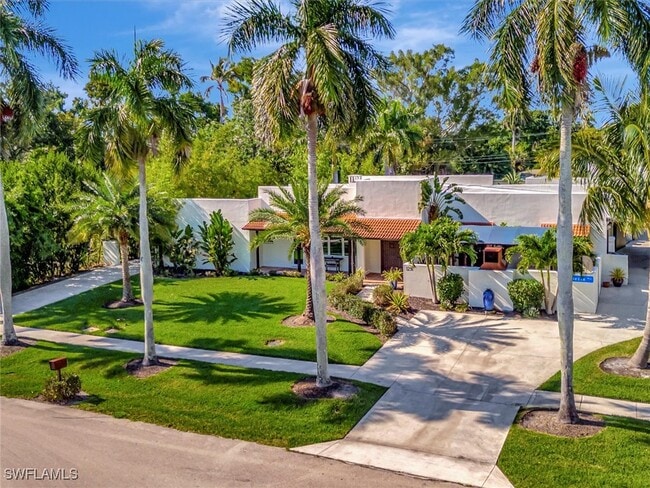 property at 1291 Caloosa Dr