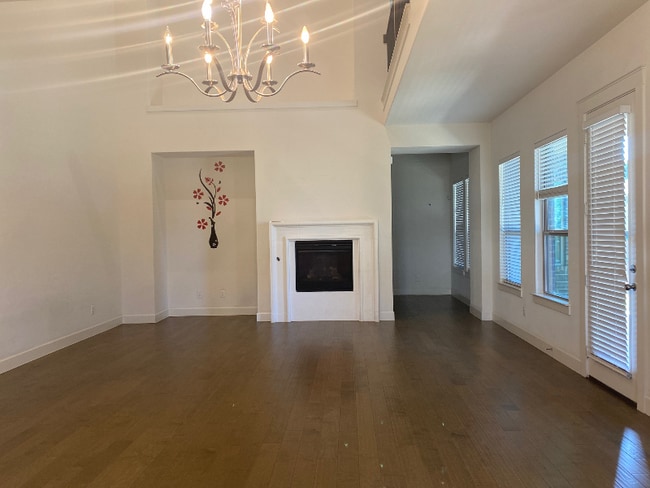 8069 Piedmont Ave