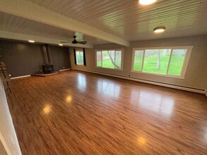 525 E 1st Ave S in Columbus, MT - Building Photo - Building Photo