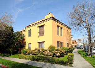 Westwood Crescent Heights in Los Angeles, CA - Building Photo - Building Photo