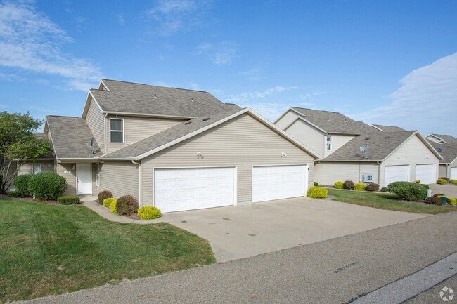 4180 Pine Dr in Rootstown, OH - Building Photo - Building Photo