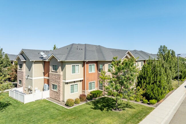 Gramercy Villas in Meridian, ID - Foto de edificio - Building Photo