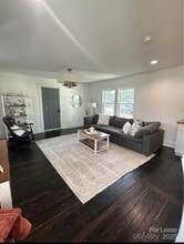 135 Estelle Rd in Mooresville, NC - Foto de edificio - Building Photo