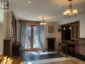 2398-2398 Dufferin St in Toronto, ON - Building Photo - Building Photo